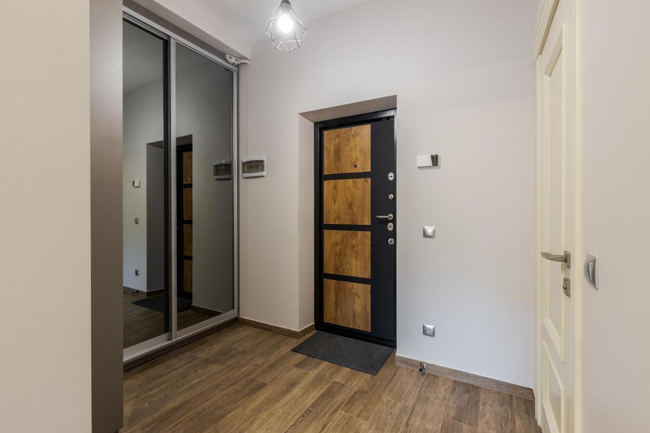 Inshiapartments On Kovzhuna Str Lviv Exterior photo