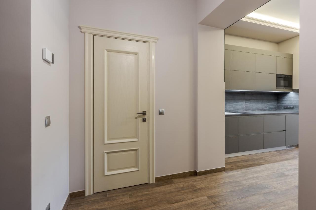 Inshiapartments On Kovzhuna Str Lviv Exterior photo
